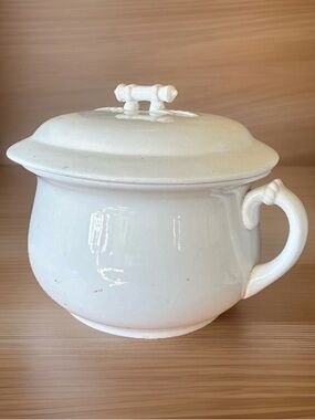 Classic White Ceramic Lidded Pot with Handle - Decorative Home Ceramic